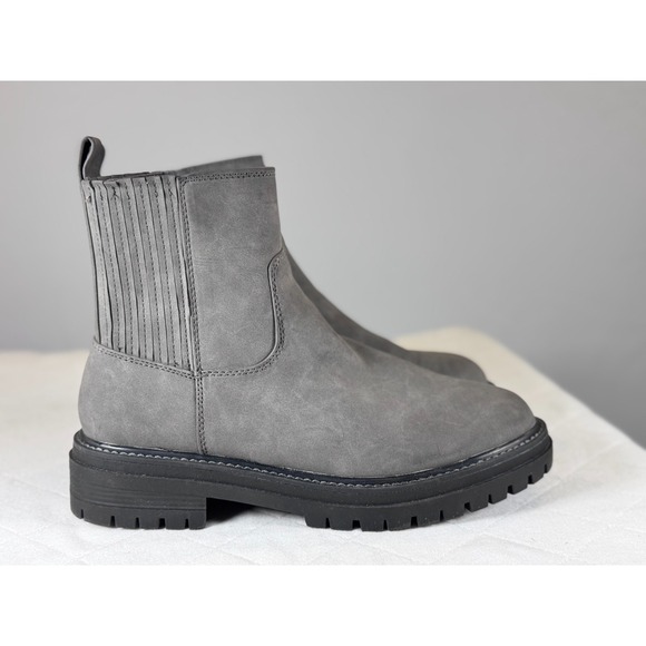 Time and Tru Gray Suede Combat Chelsea Boots Side Zip Lug Sole Women's Size 11 - Picture 6 of 9
